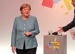Bundeskanzlerin Merkel In Jena 140818 0012